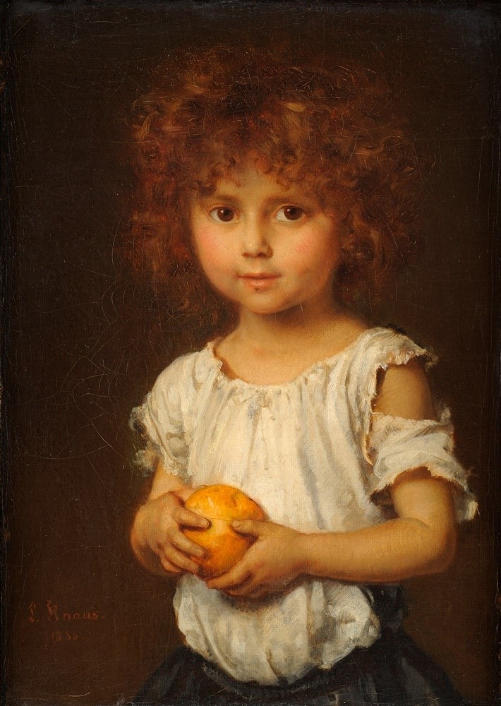 Niña con naranja